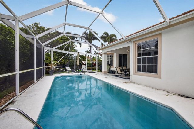 200 Eagleton Estates Boulevard, Palm Beach Gardens, FL 33418