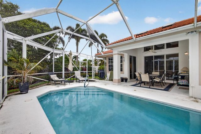 200 Eagleton Estates Boulevard, Palm Beach Gardens, FL 33418