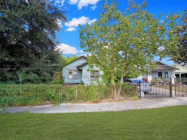 620 Hahlo Street, Houston, TX 77020