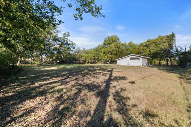 409 N Overlook Drive, Kerens, TX 75144