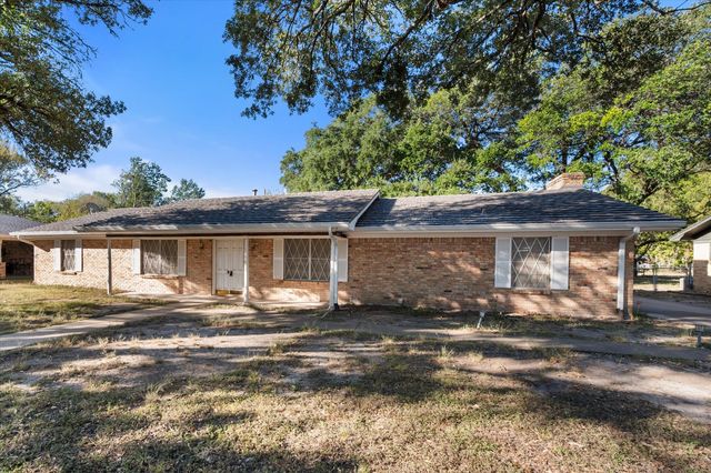 409 N Overlook Drive, Kerens, TX 75144