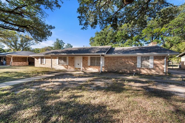 409 N Overlook Drive, Kerens, TX 75144