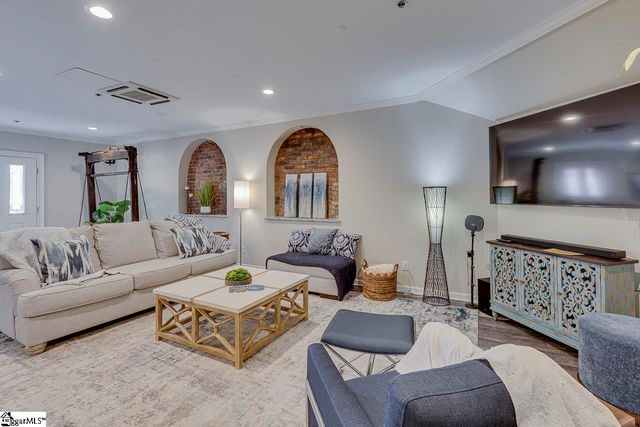 400 E Washington Street Unit 26, Greenville, SC 29601