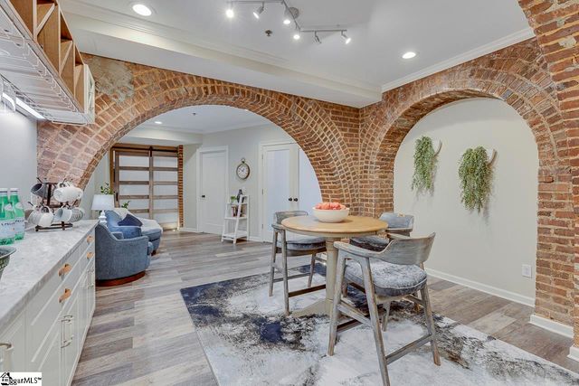 400 E Washington Street Unit 26, Greenville, SC 29601