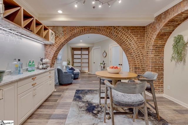400 E Washington Street Unit 26, Greenville, SC 29601