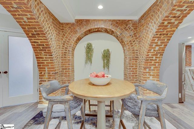 400 E Washington Street Unit 26, Greenville, SC 29601