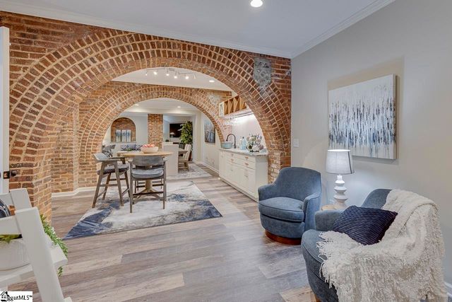 400 E Washington Street Unit 26, Greenville, SC 29601