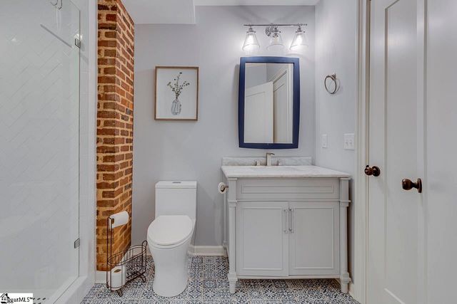 400 E Washington Street Unit 26, Greenville, SC 29601