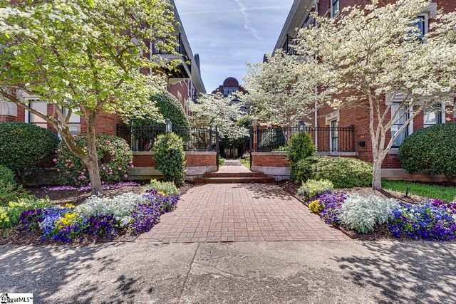 400 E Washington Street Unit 26, Greenville, SC 29601
