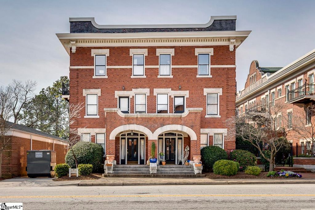 400 E Washington Street Unit 26, Greenville, SC 29601