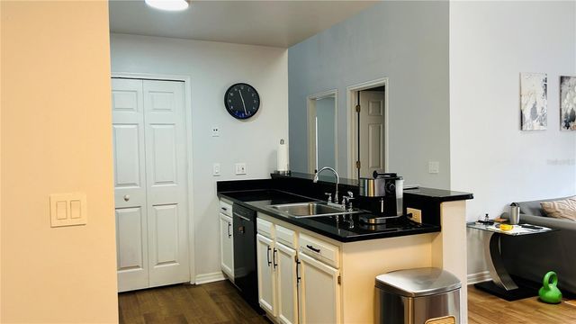 6010 WESTGATE DRIVE 303, Orlando, FL 32835