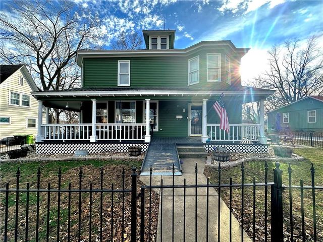 801 E Pearl Street, Harrisonville, MO 64701