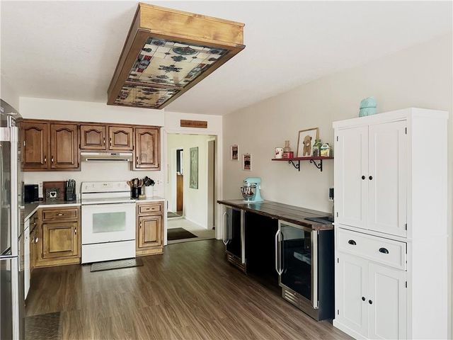 801 E Pearl Street, Harrisonville, MO 64701