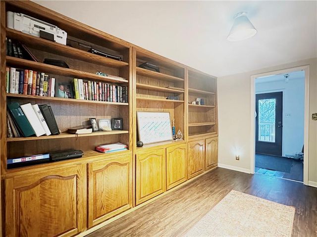 801 E Pearl Street, Harrisonville, MO 64701