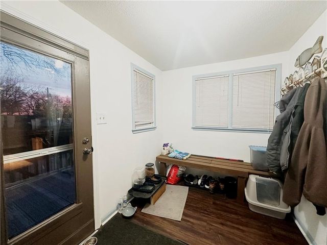 801 E Pearl Street, Harrisonville, MO 64701