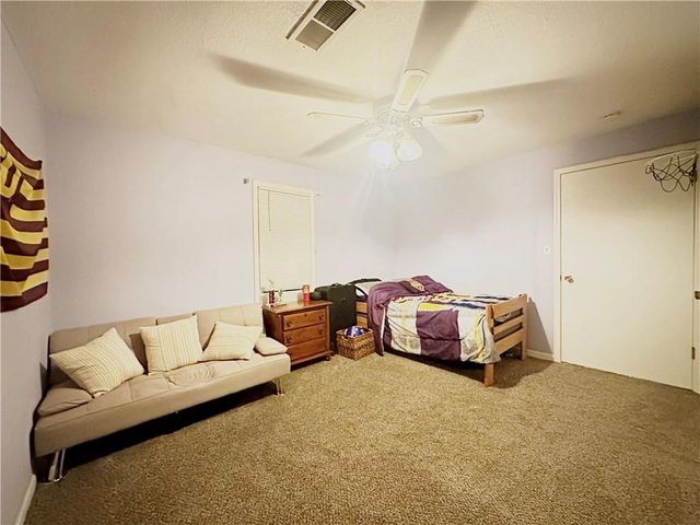 801 E Pearl Street, Harrisonville, MO 64701