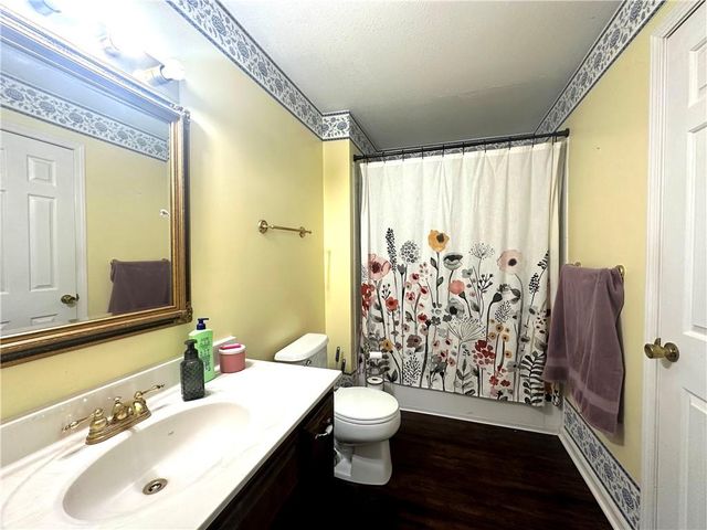 801 E Pearl Street, Harrisonville, MO 64701