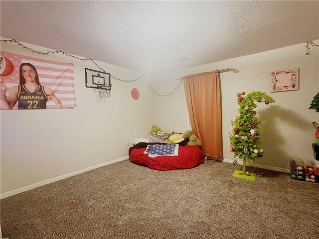 801 E Pearl Street, Harrisonville, MO 64701