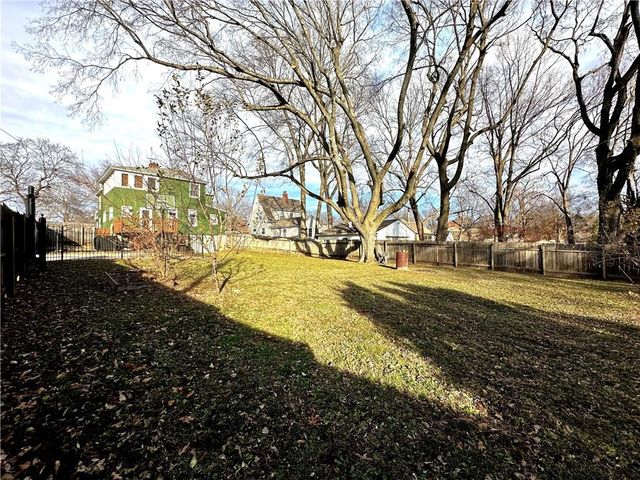 801 E Pearl Street, Harrisonville, MO 64701