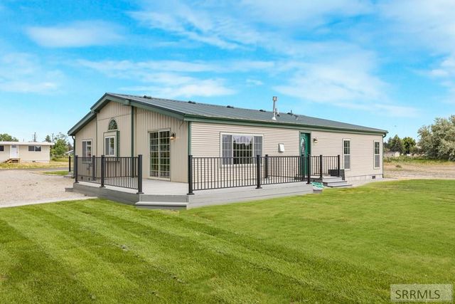 715 Clark Drive, Blackfoot, ID 83221