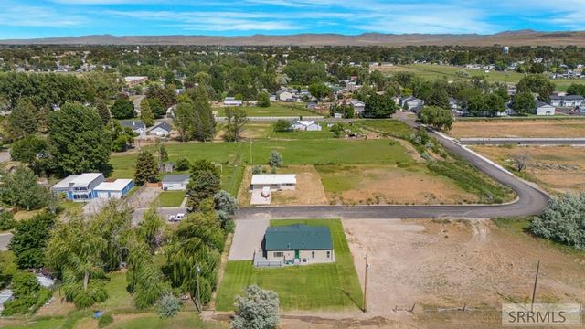 715 Clark Drive, Blackfoot, ID 83221