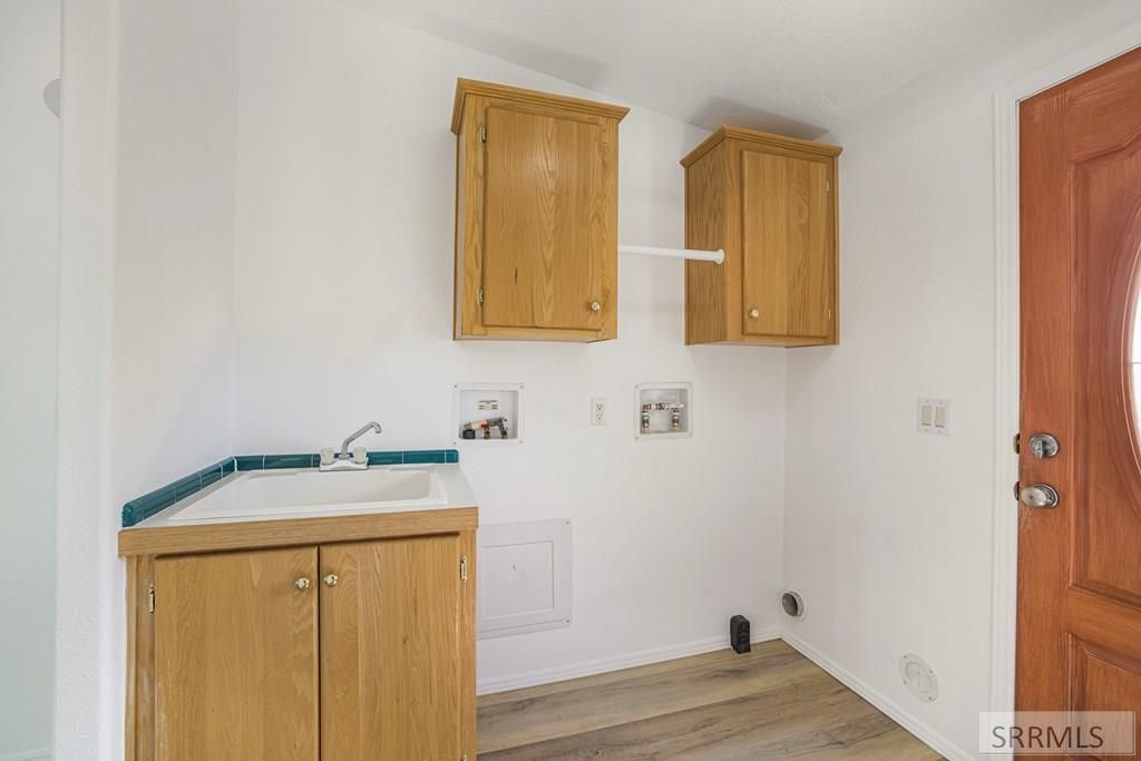 Image 25 of property listing at 715 Clark Drive, Blackfoot, ID 83221