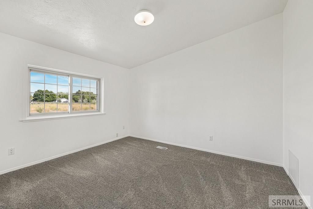 Image 40 of property listing at 715 Clark Drive, Blackfoot, ID 83221