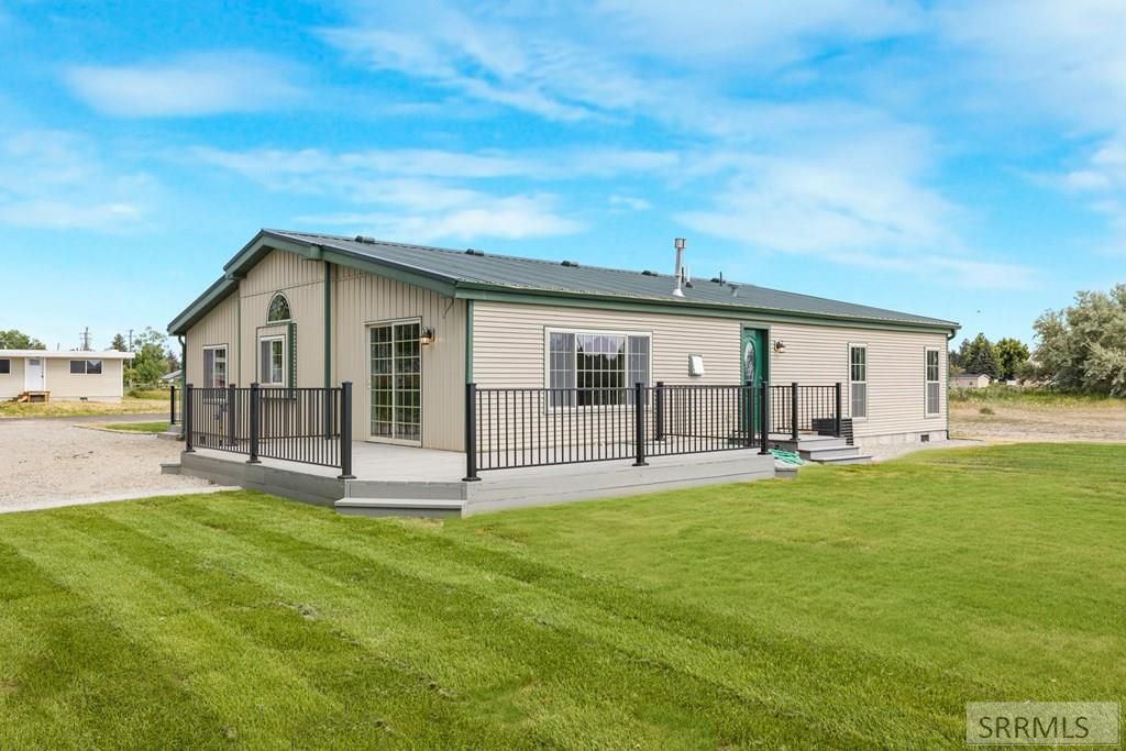 Image 43 of property listing at 715 Clark Drive, Blackfoot, ID 83221