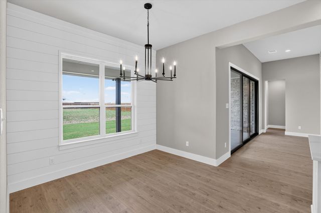 136 Chapowits, Godley, TX 76044