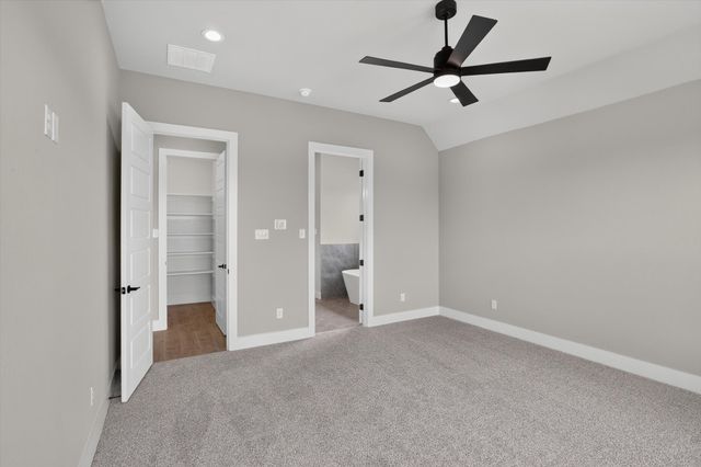 136 Chapowits, Godley, TX 76044