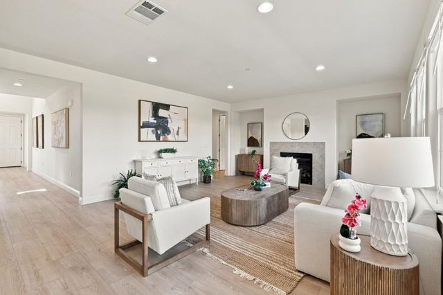 2309 Encanto Way, Dublin, CA 94568