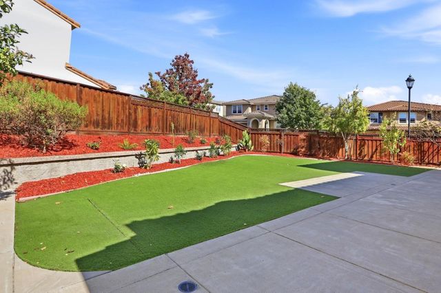 2309 Encanto Way, Dublin, CA 94568