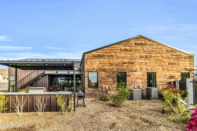 908 W CALDWELL Street, Phoenix, AZ 85041