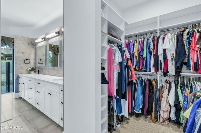 908 W CALDWELL Street, Phoenix, AZ 85041