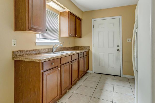 348 Gladys Street, Fort Walton Beach, FL 32547