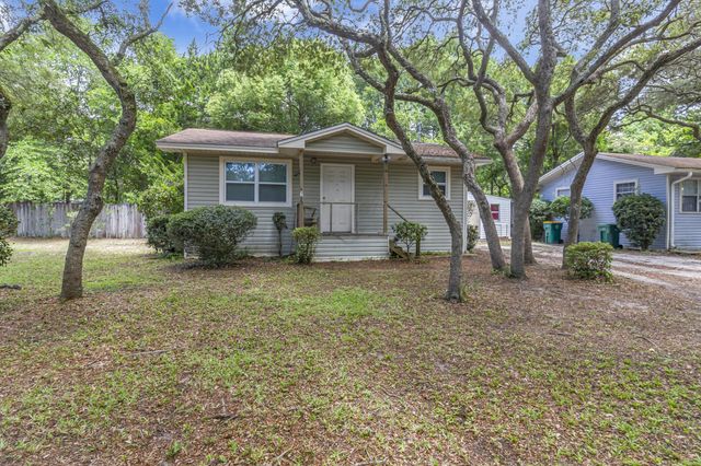 348 Gladys Street, Fort Walton Beach, FL 32547