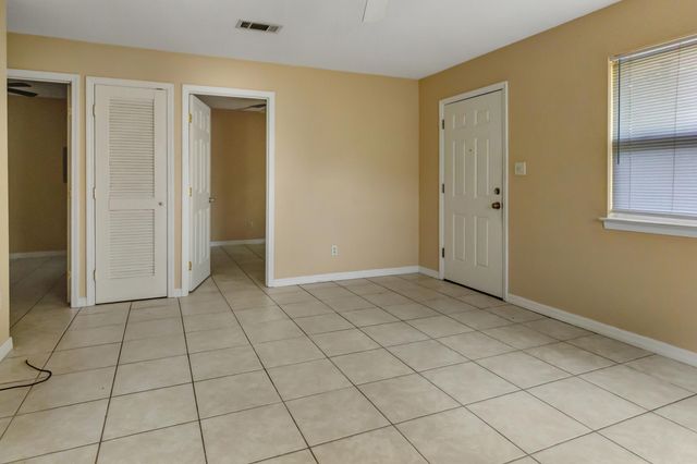 348 Gladys Street, Fort Walton Beach, FL 32547