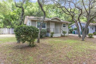 348 Gladys Street, Fort Walton Beach, FL 32547