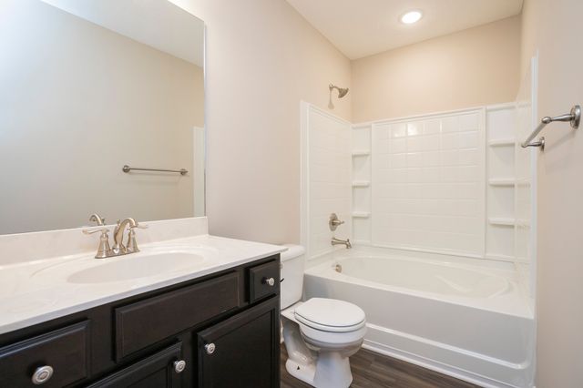 309 Jerry Butler Dr, La Vergne, TN 37086