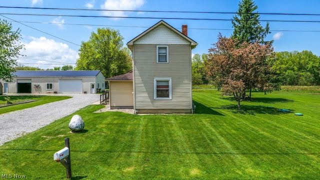 6175 Downs Road NW, Warren, OH 44481