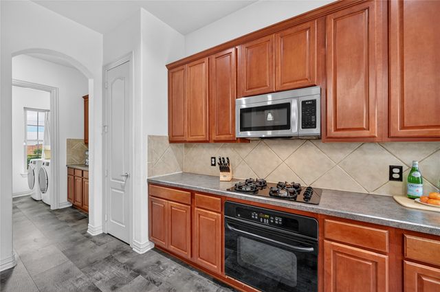 1468 Bristol Lane, Lewisville, TX 75077