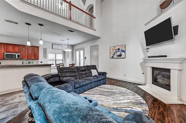 1468 Bristol Lane, Lewisville, TX 75077