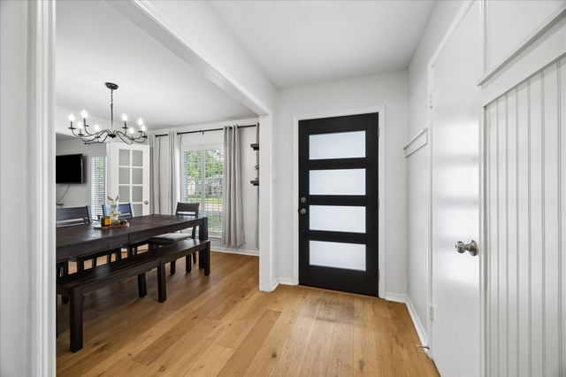 1734 Ashford Hollow Lane, Houston, TX 77077