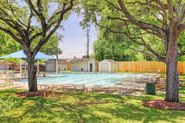 1734 Ashford Hollow Lane, Houston, TX 77077