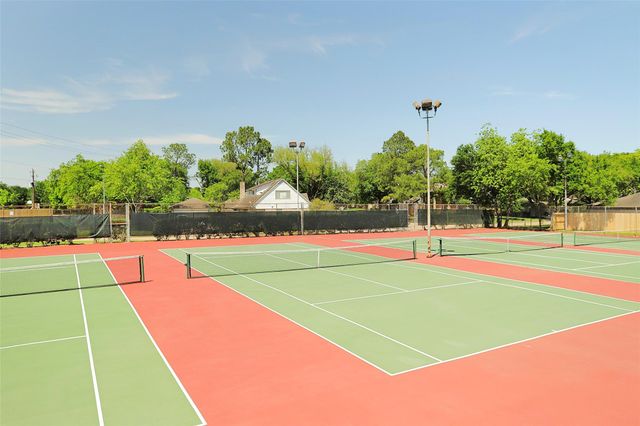 1734 Ashford Hollow Lane, Houston, TX 77077