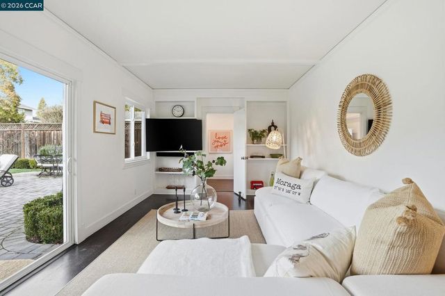 152 152 Walford Dr, Moraga, CA 94556