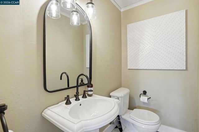 152 152 Walford Dr, Moraga, CA 94556