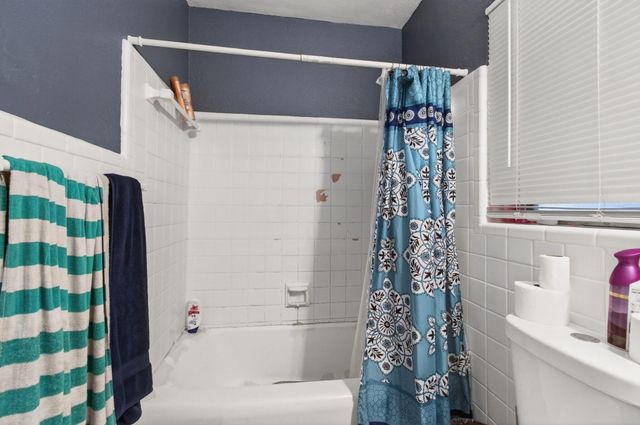 512 N 9th Avenue N, Lake Worth Beach, FL 33460