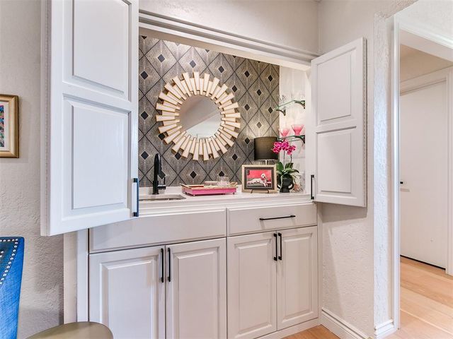 12108 S Quail Creek Road, Oklahoma City, OK 73120
