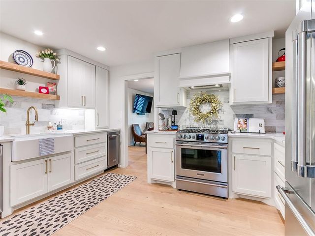 12108 S Quail Creek Road, Oklahoma City, OK 73120